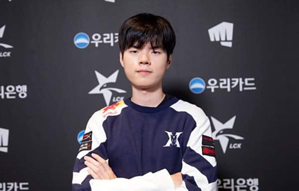 开云体育官网-七连改编为什么就剩许三多