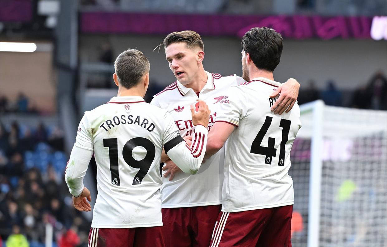 开云体育官网-德国杯赛程吃紧，阿森纳窗口期队长鼓劲，气氛紧张，球探报告显示潜力(德国杯赛程规则)